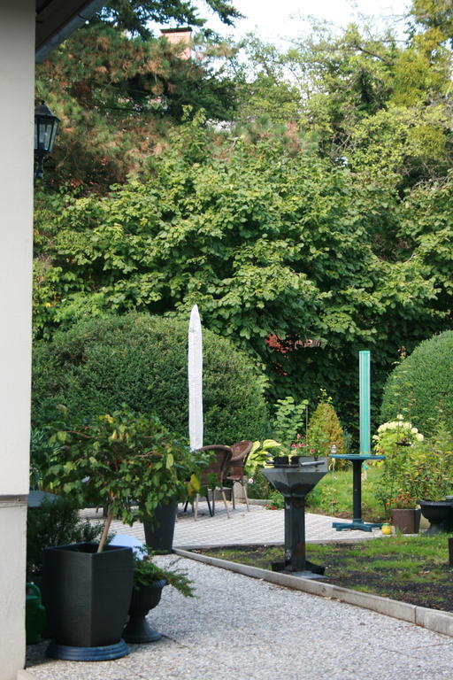 Ferienwohnung Am Kurpark Bad Nenndorf Ngoại thất bức ảnh