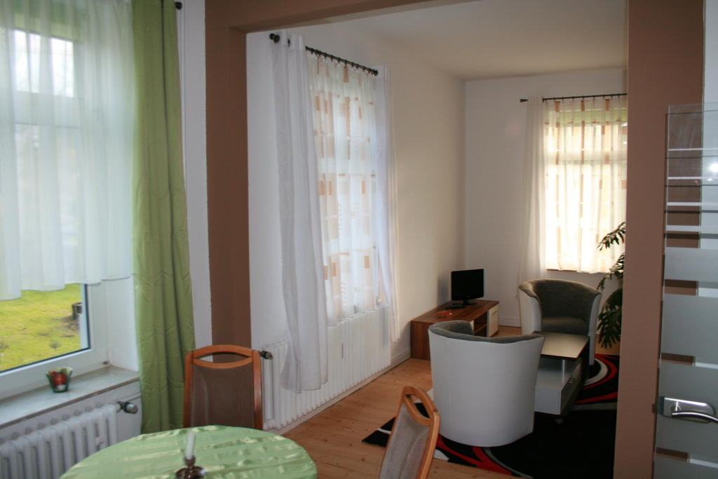 Ferienwohnung Am Kurpark Bad Nenndorf Phòng bức ảnh