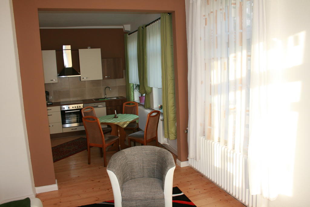 Ferienwohnung Am Kurpark Bad Nenndorf Phòng bức ảnh